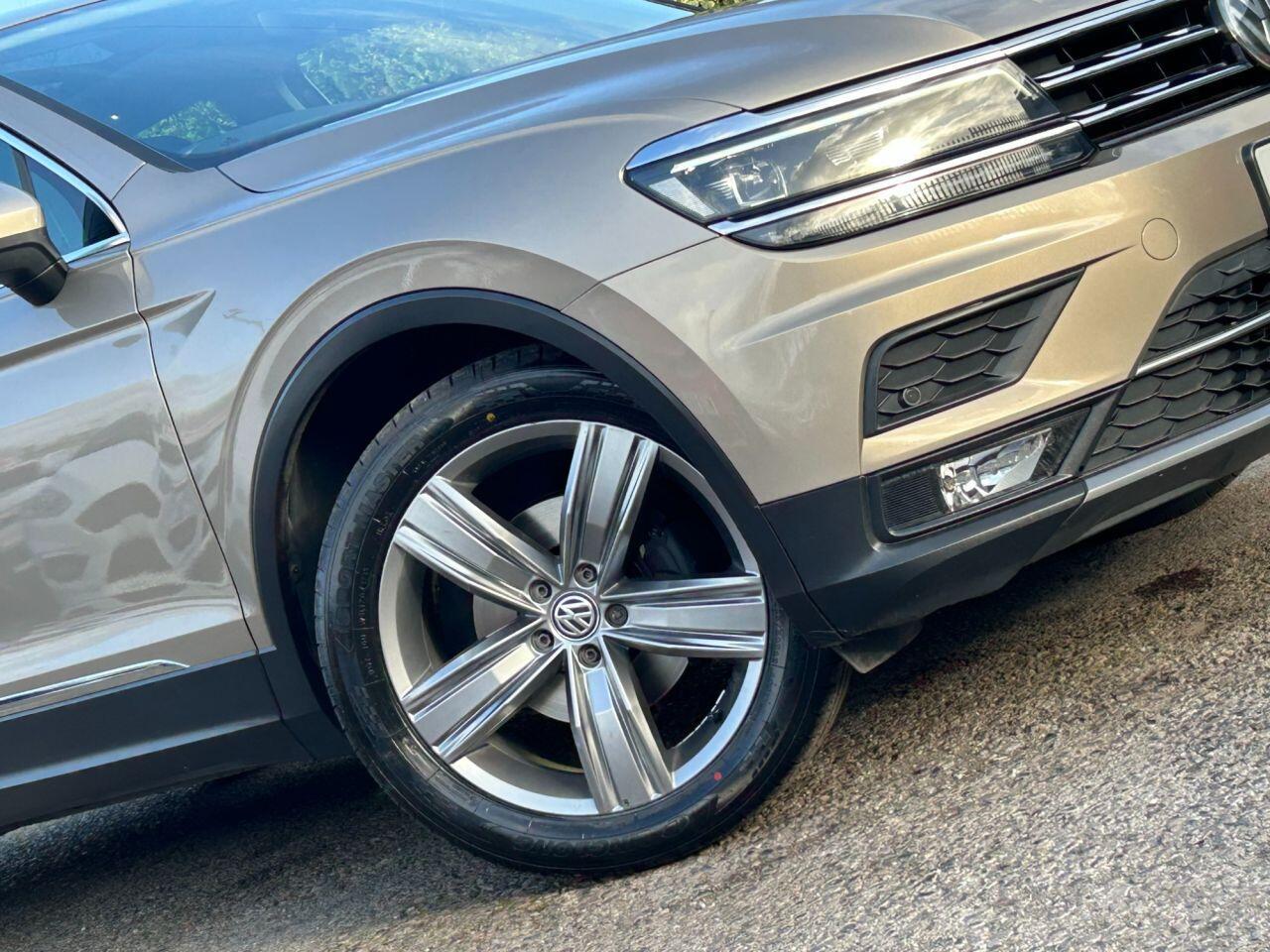 Volkswagen Tiguan - Image 26