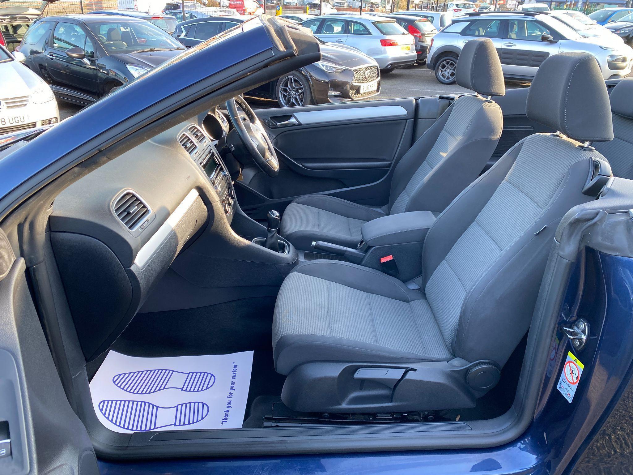 Volkswagen Golf - Image 29