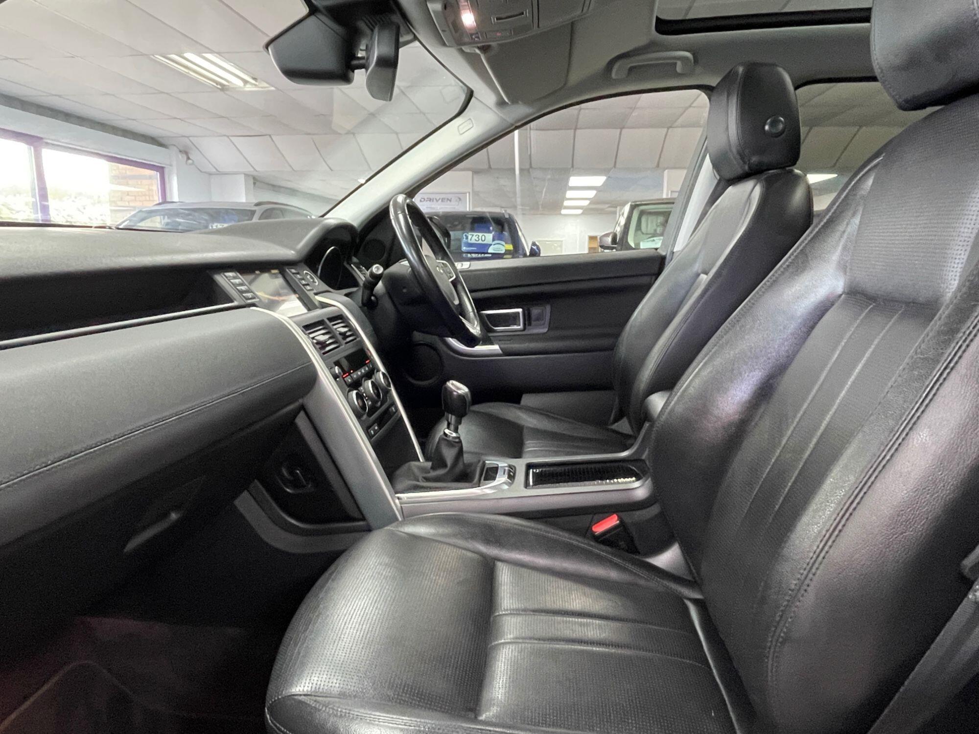 Land Rover DISCOVERY SPORT - Image 33