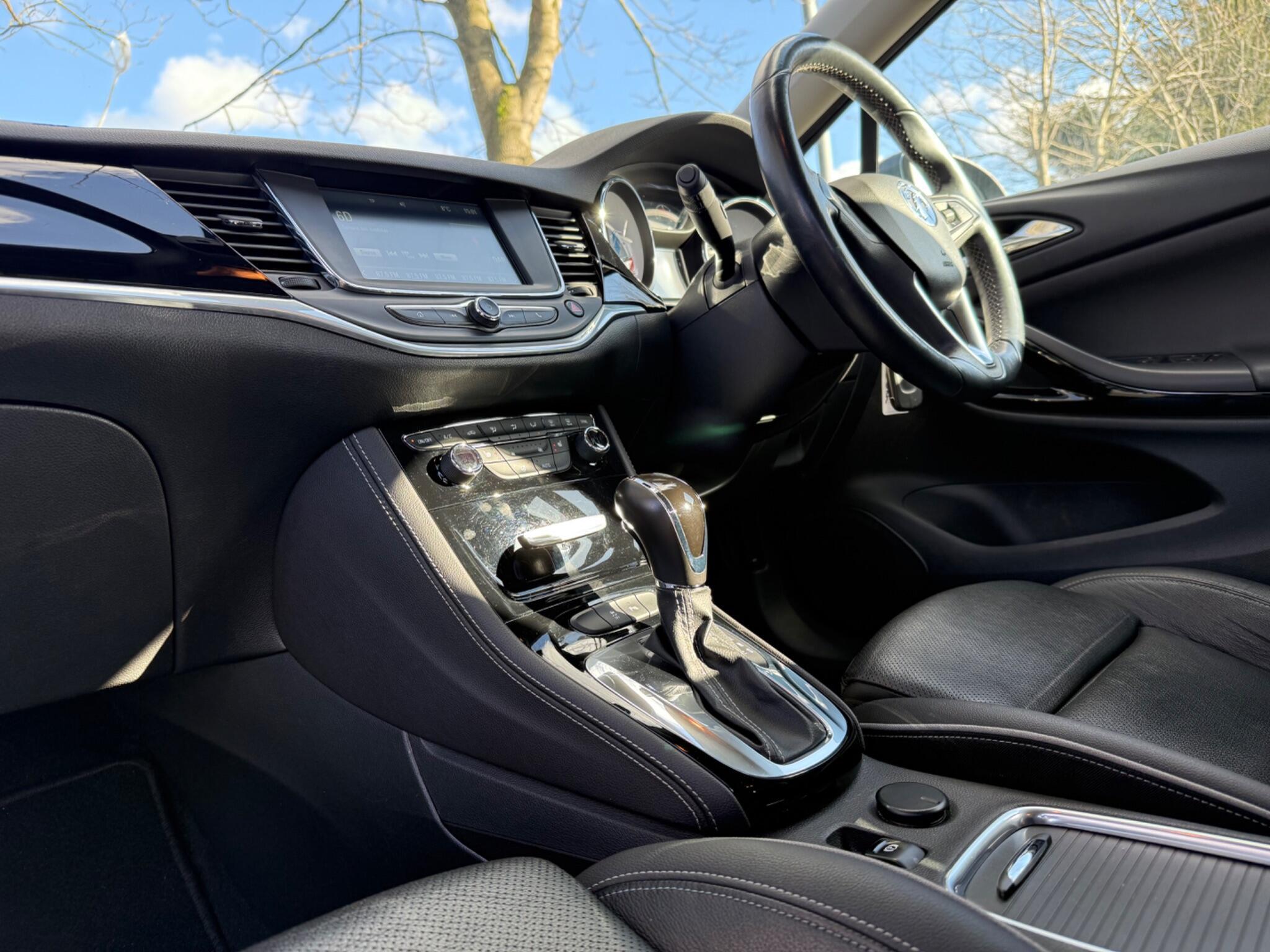 Vauxhall Astra - Image 18