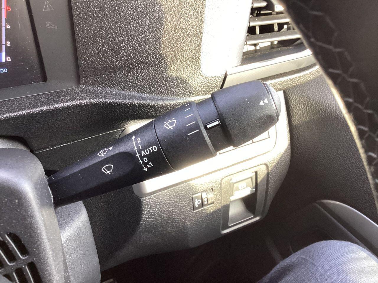Peugeot Expert - Image 17