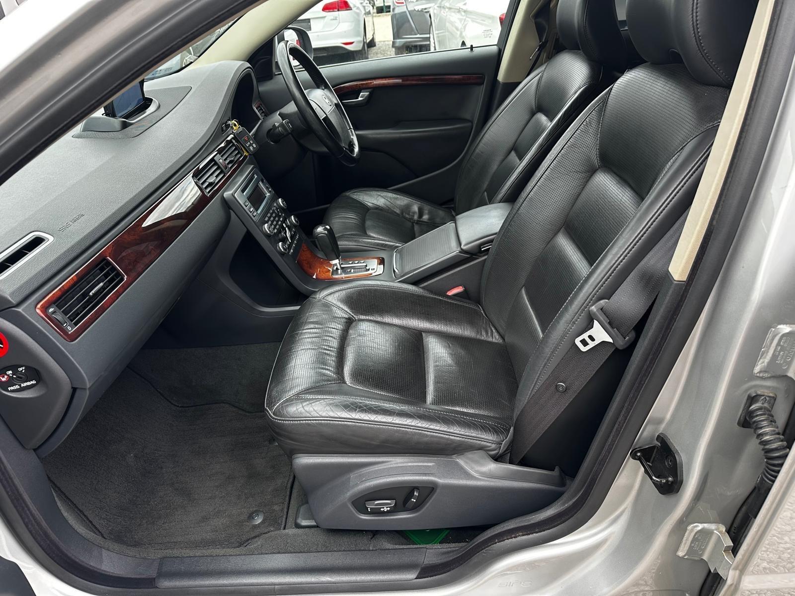 Volvo V70 - Image 13