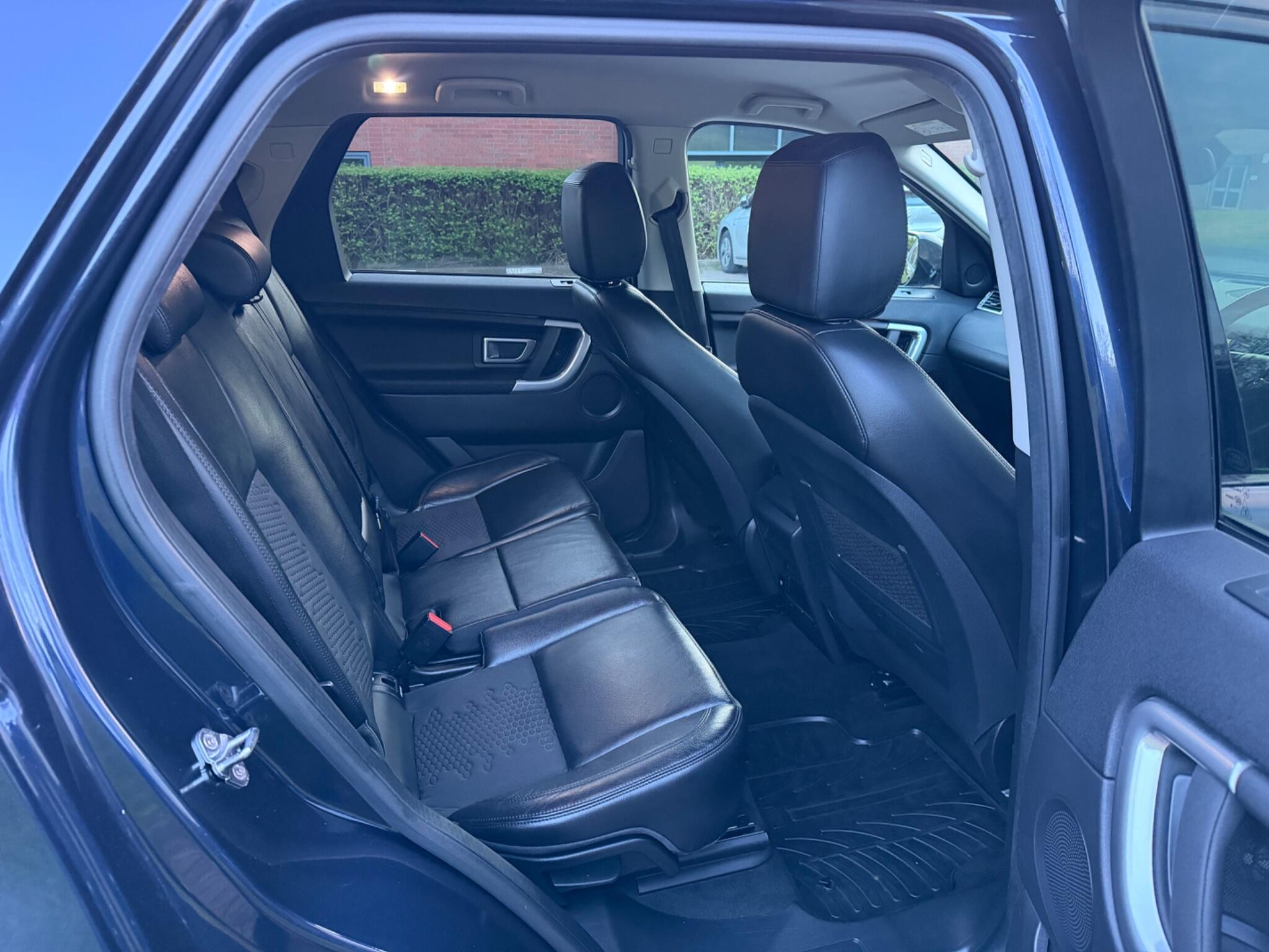 Land Rover DISCOVERY SPORT - Image 42