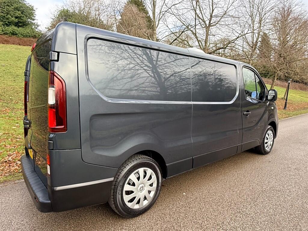 Renault Trafic - Image 4