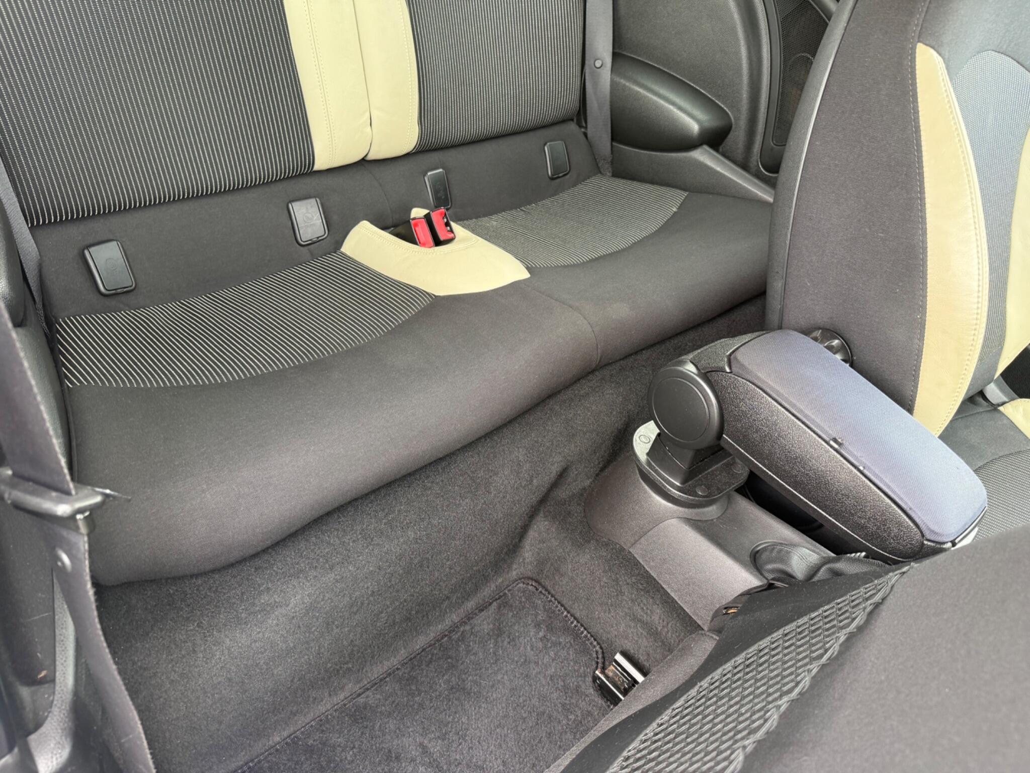 MINI Hatch - Image 16