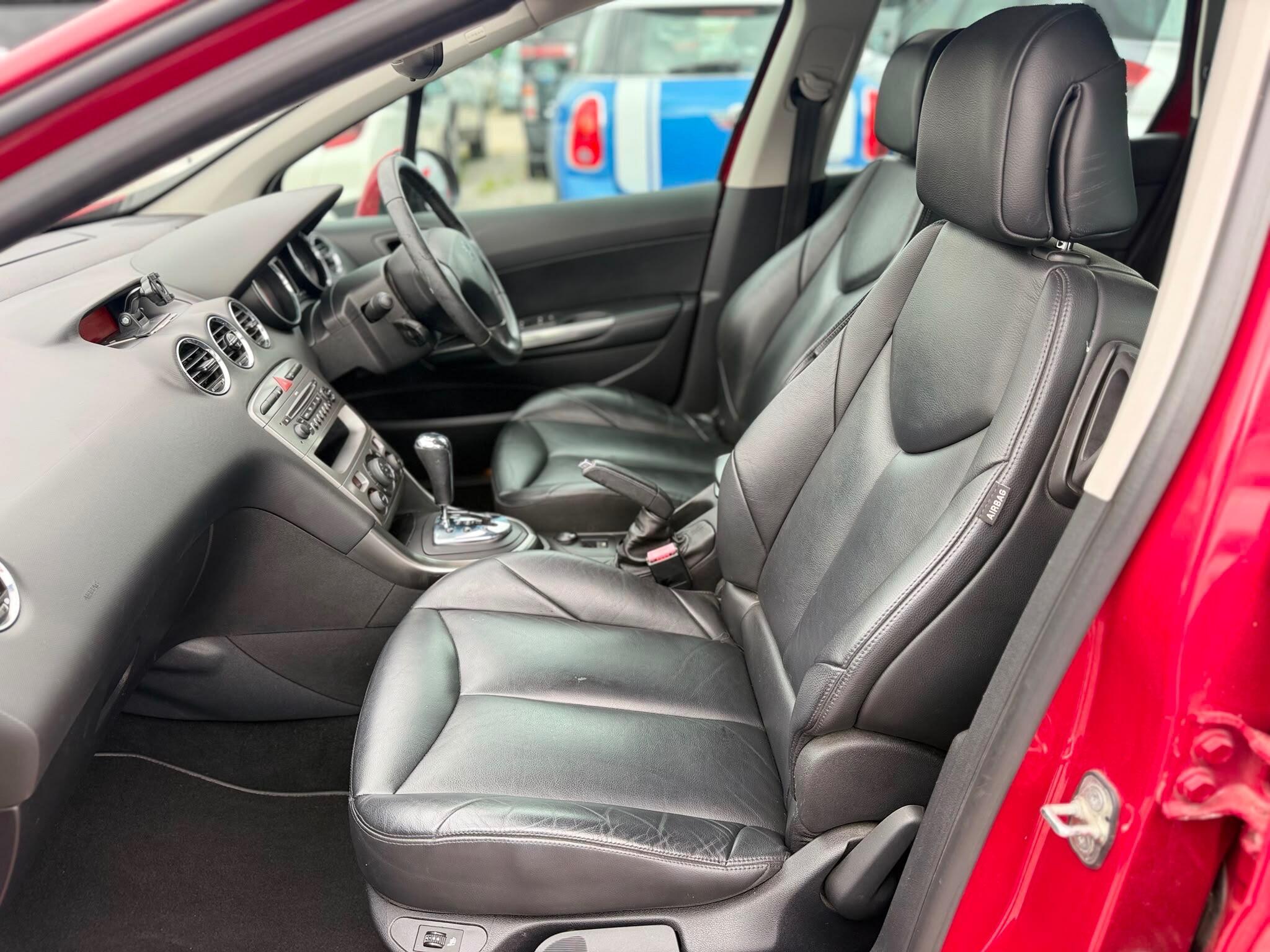 Peugeot 308 SW - Image 16