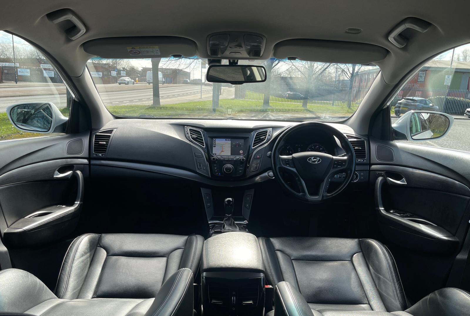 Hyundai i40 - Image 14