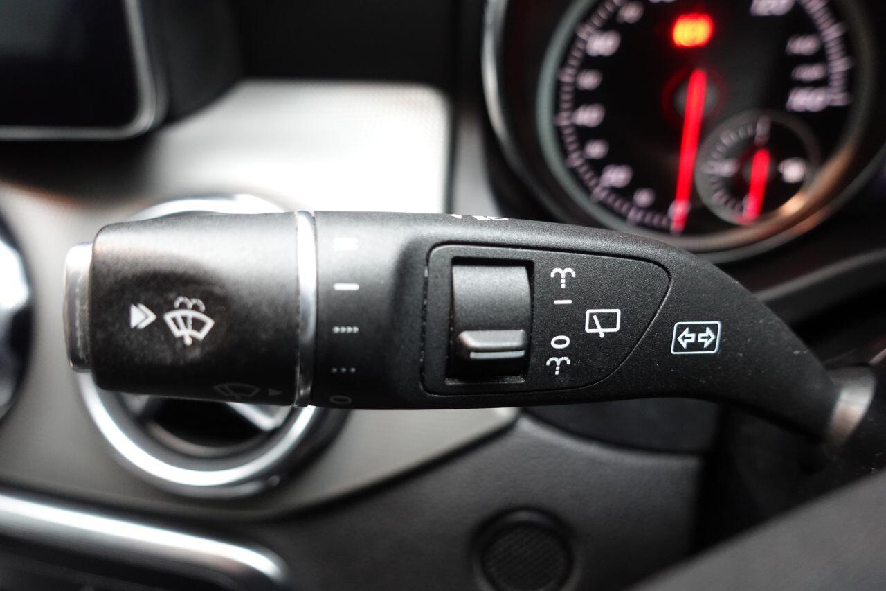 Mercedes-benz GLA - Image 45