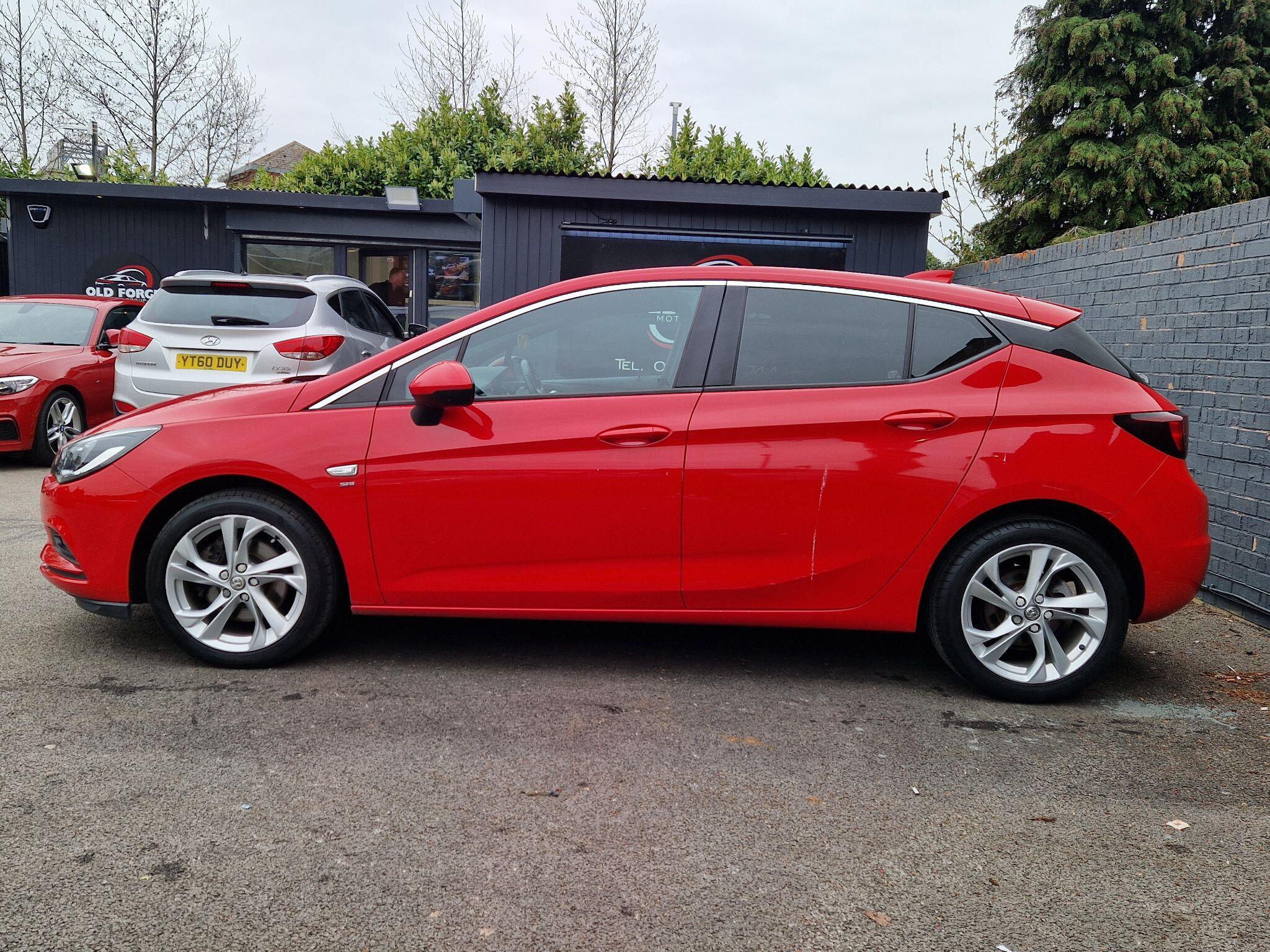 Vauxhall Astra - Image 6