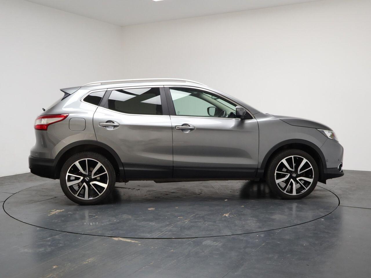 Nissan Qashqai - Image 14