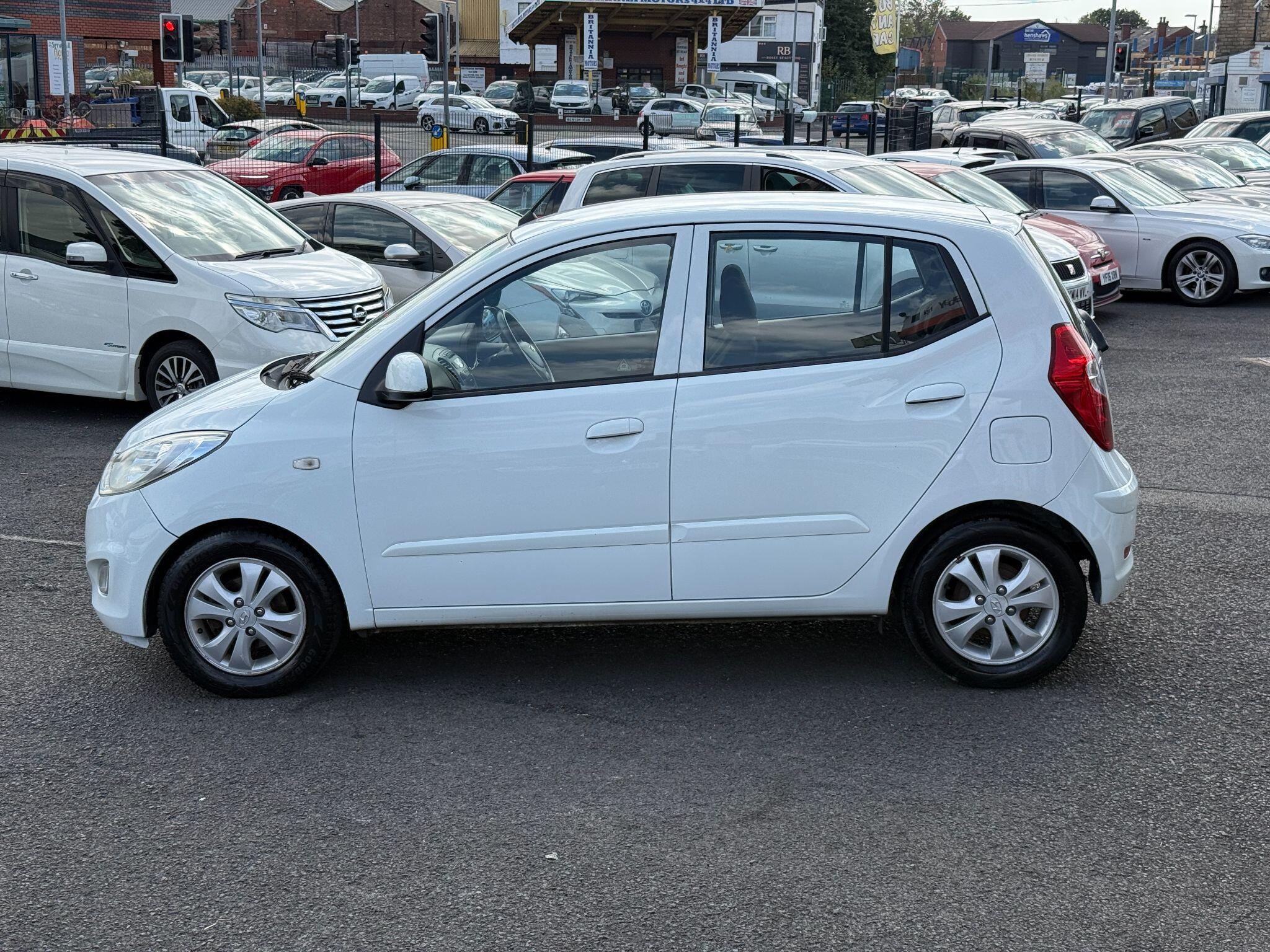 Hyundai i10 - Image 15