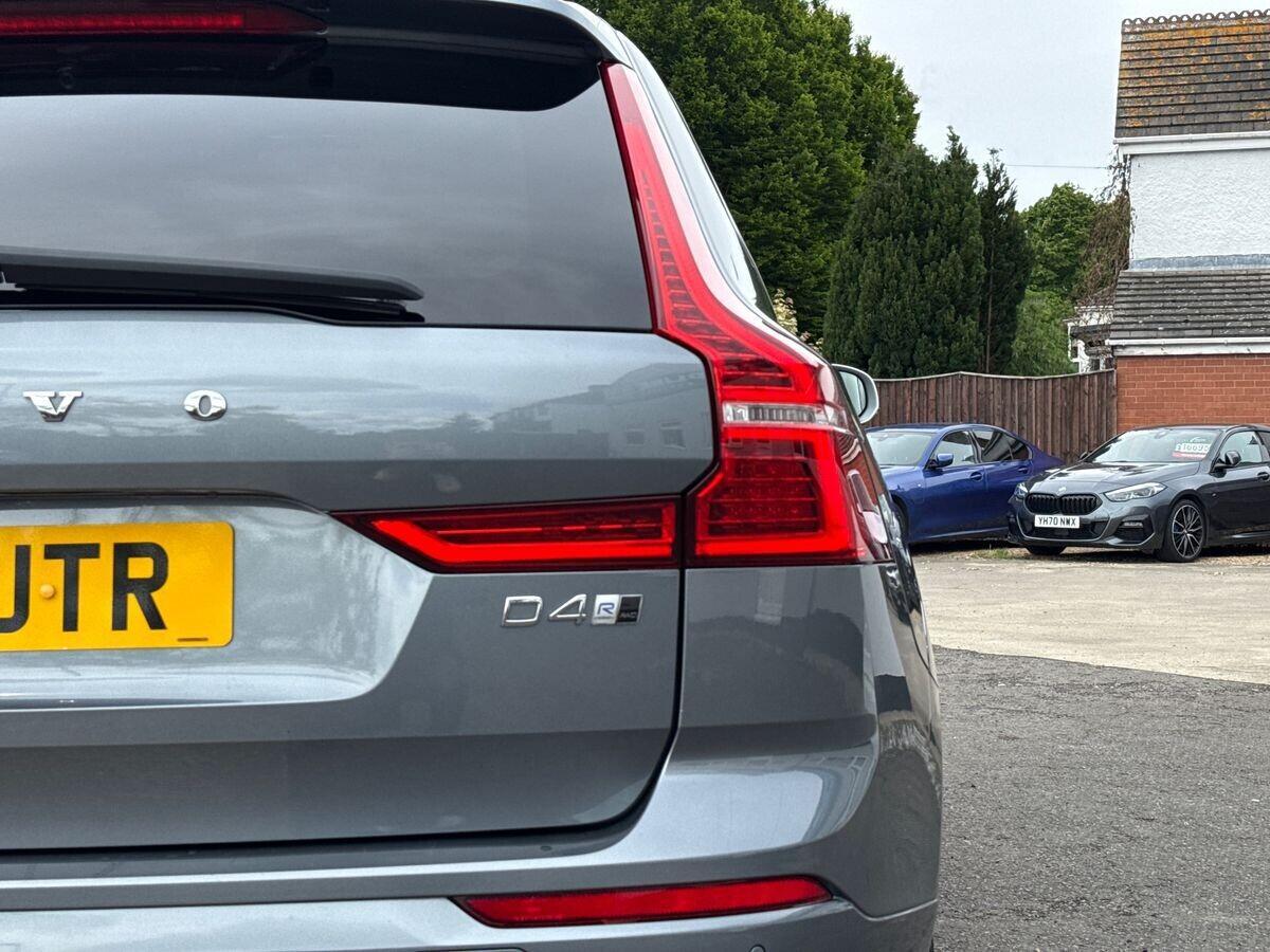 Volvo XC60 - Image 15