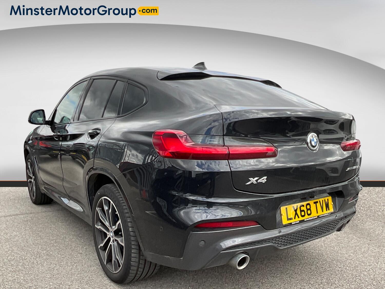 BMW X4 - Image 4