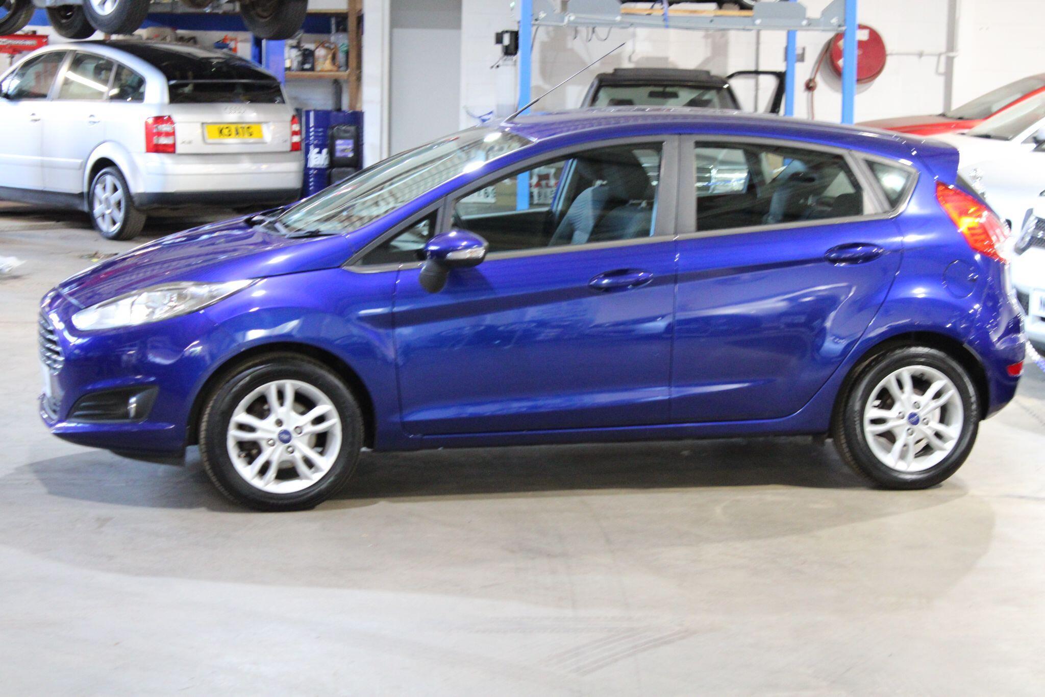 Ford Fiesta - Image 15
