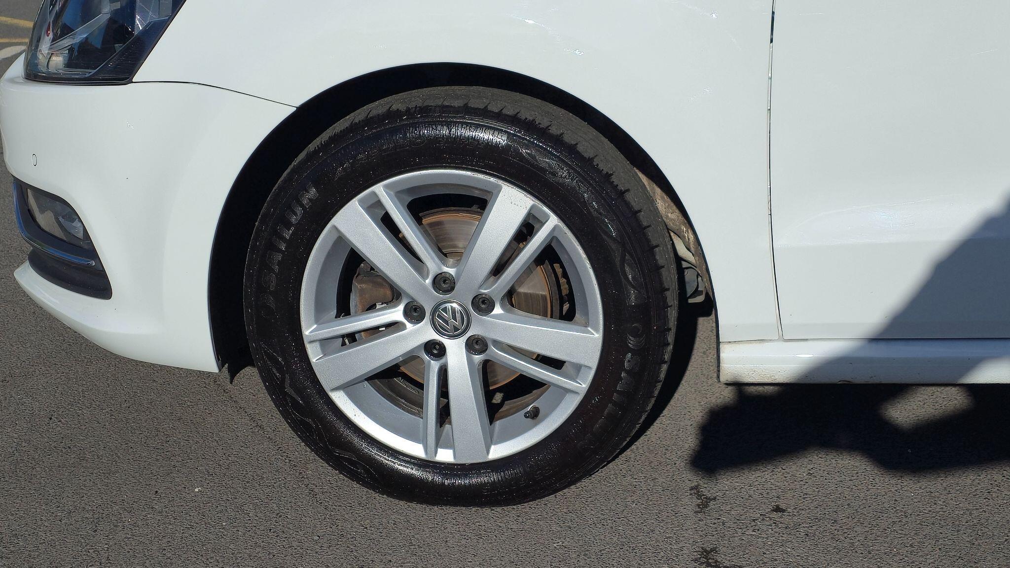 Volkswagen Polo - Image 13