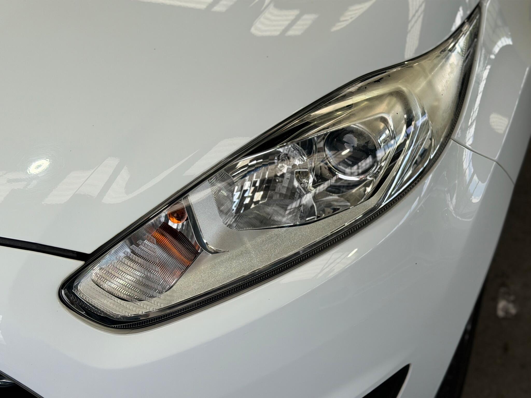 Ford Fiesta - Image 9