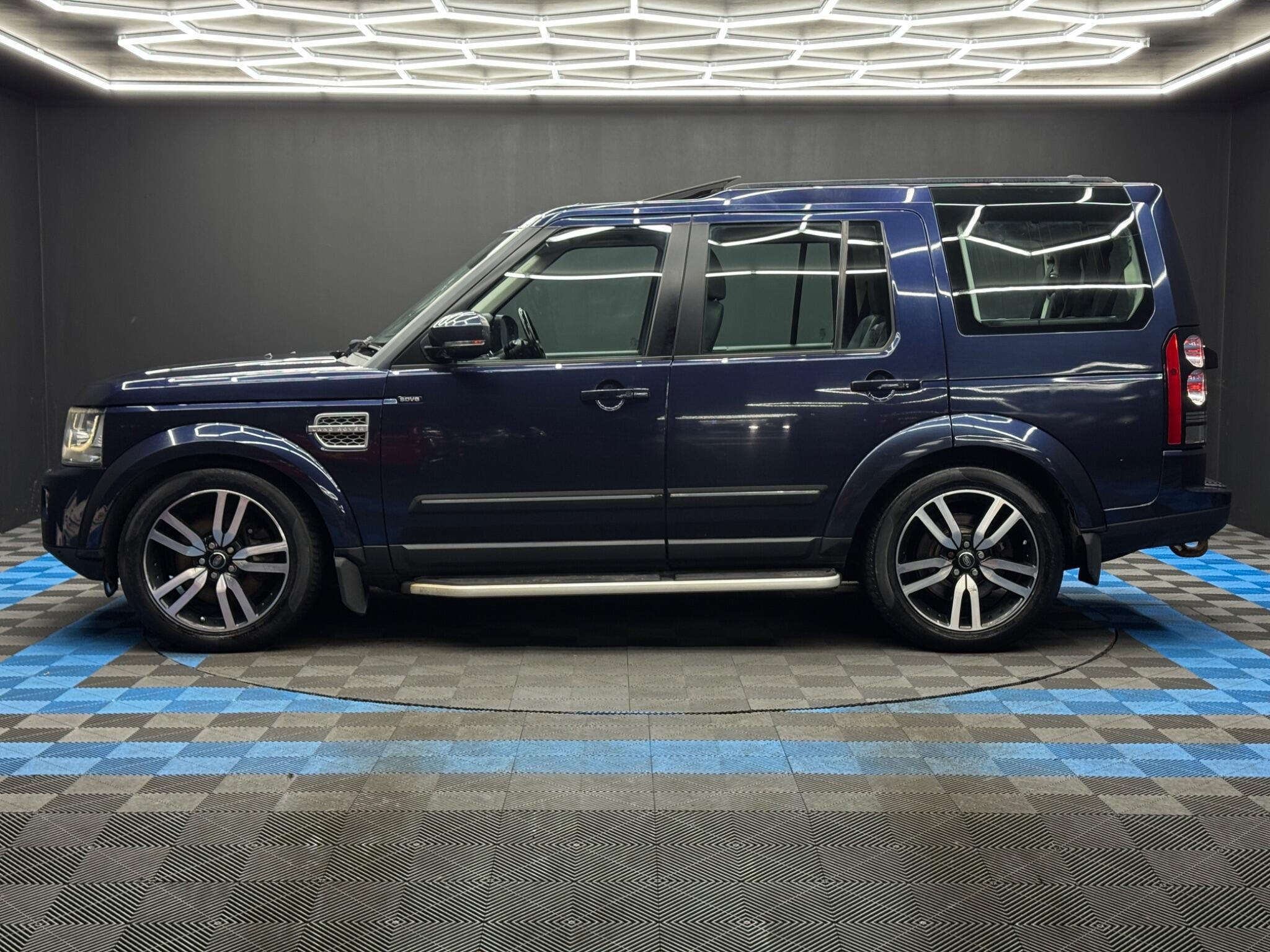 Land Rover DISCOVERY 4 - Image 8