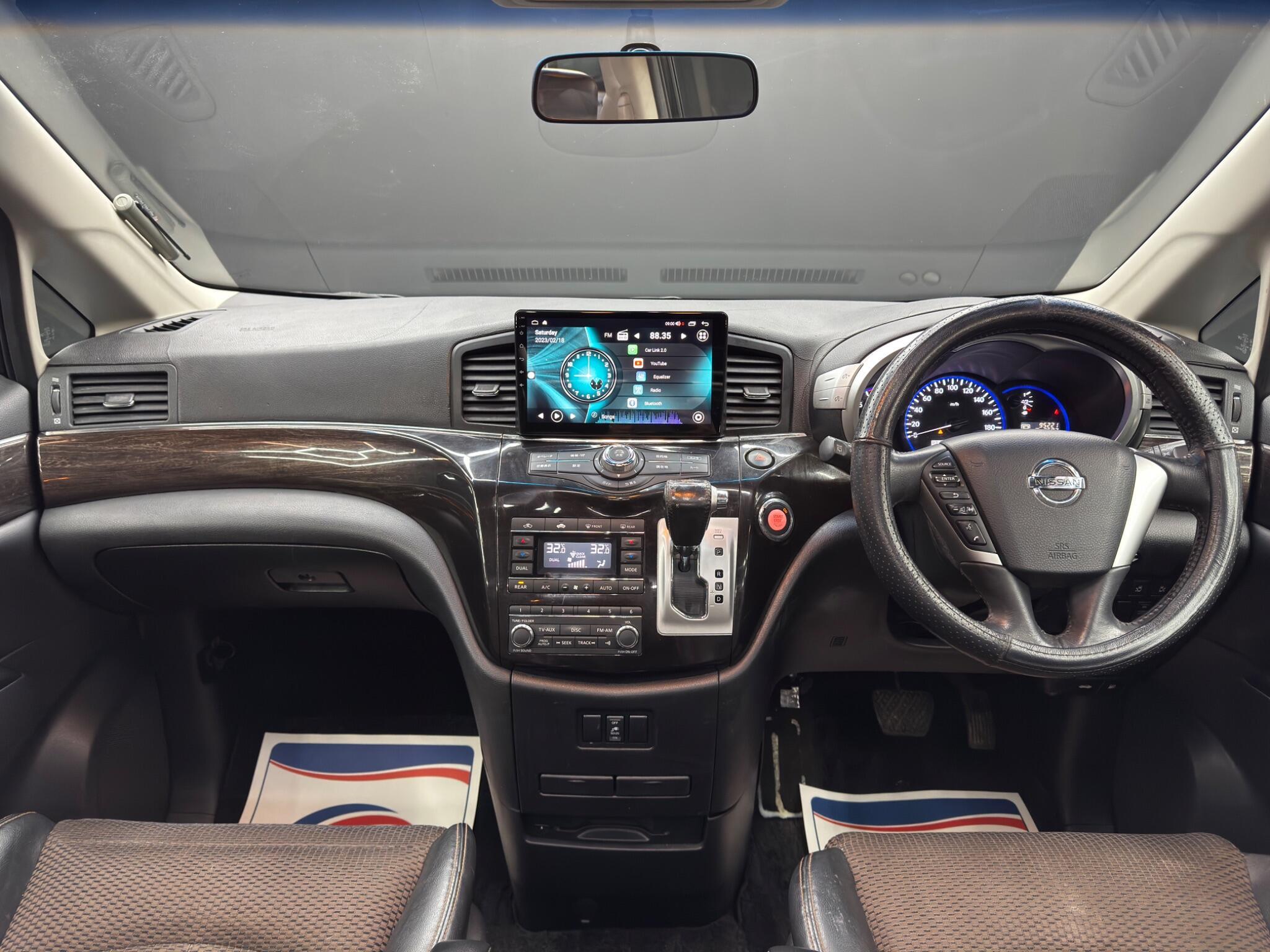 Nissan Elgrand - Image 10