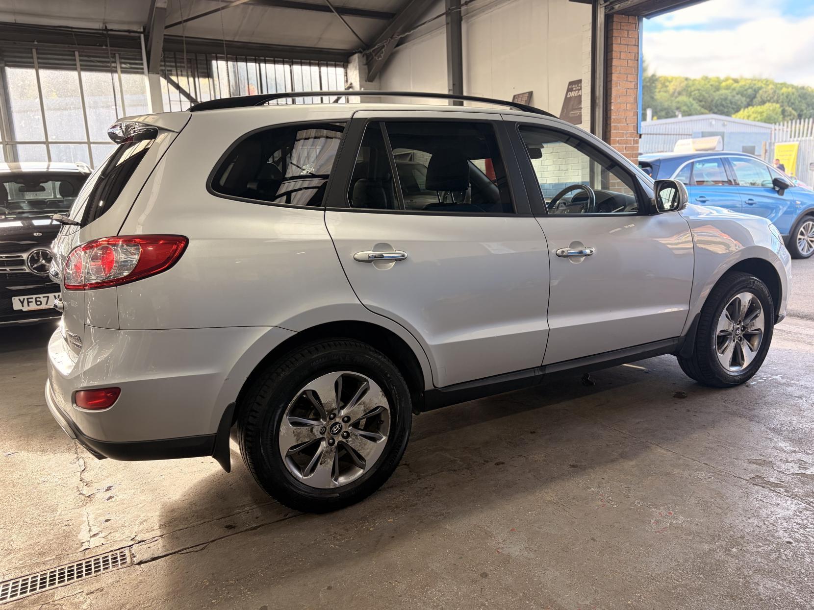 Hyundai Santa Fe - Image 6