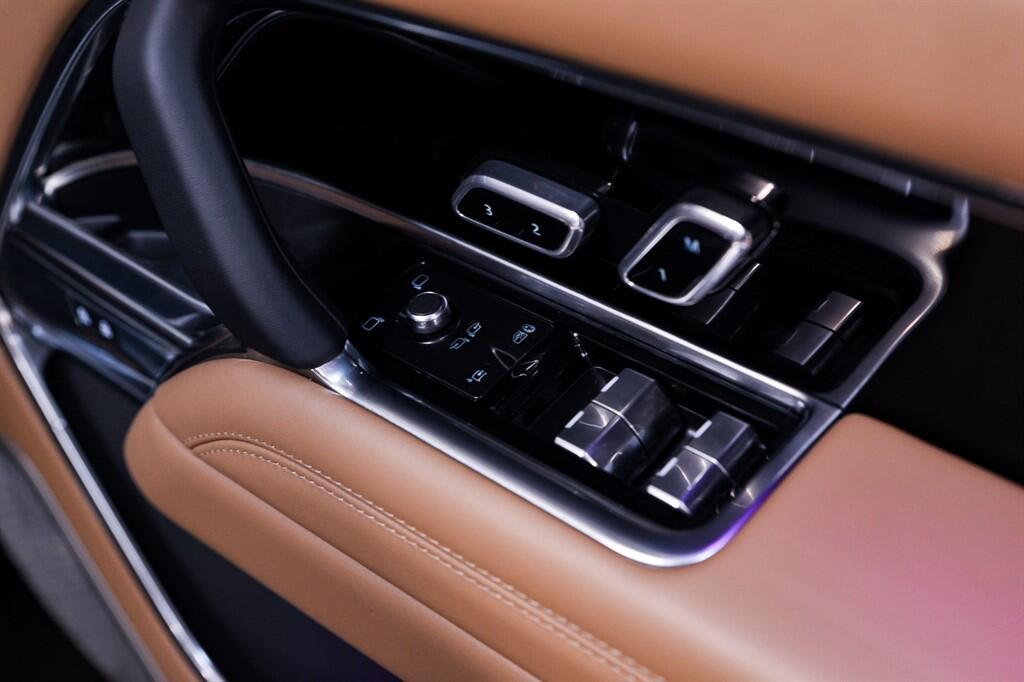 Land Rover Range Rover - Image 49