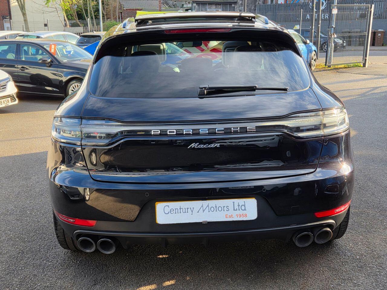 Porsche Macan - Image 14