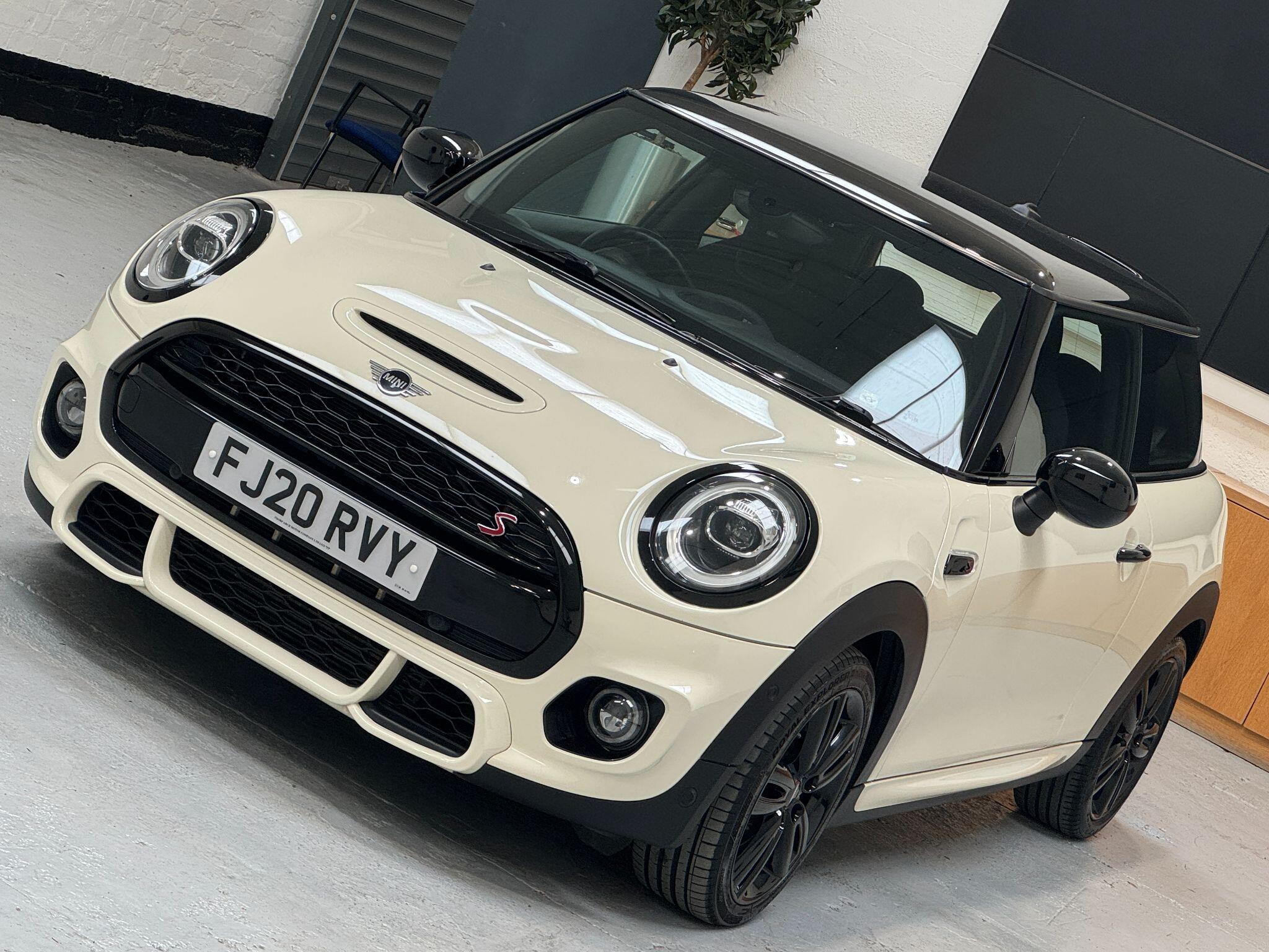 MINI Hatch - Image 32