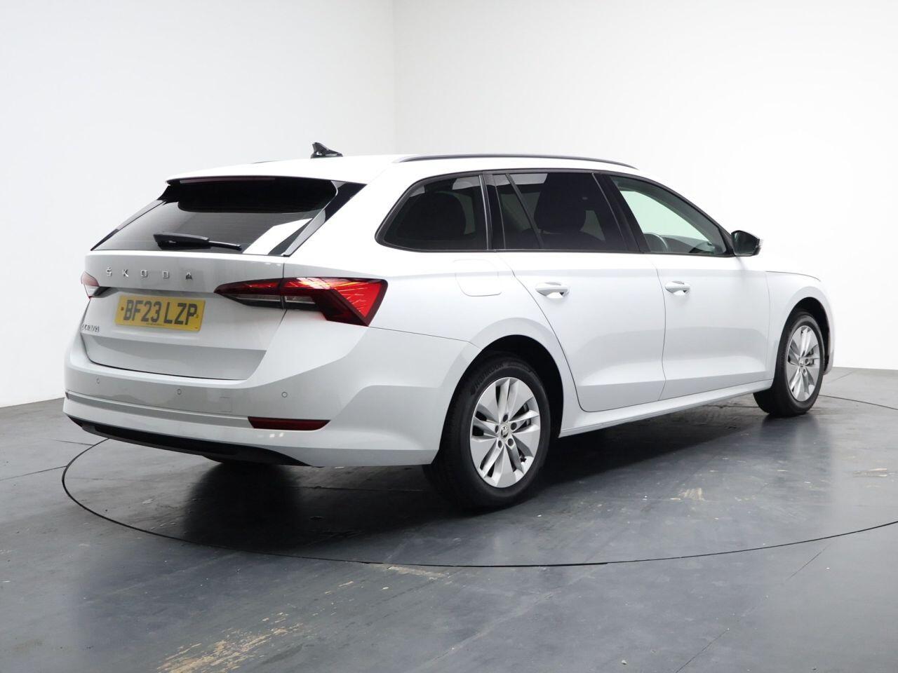 Skoda Octavia - Image 12