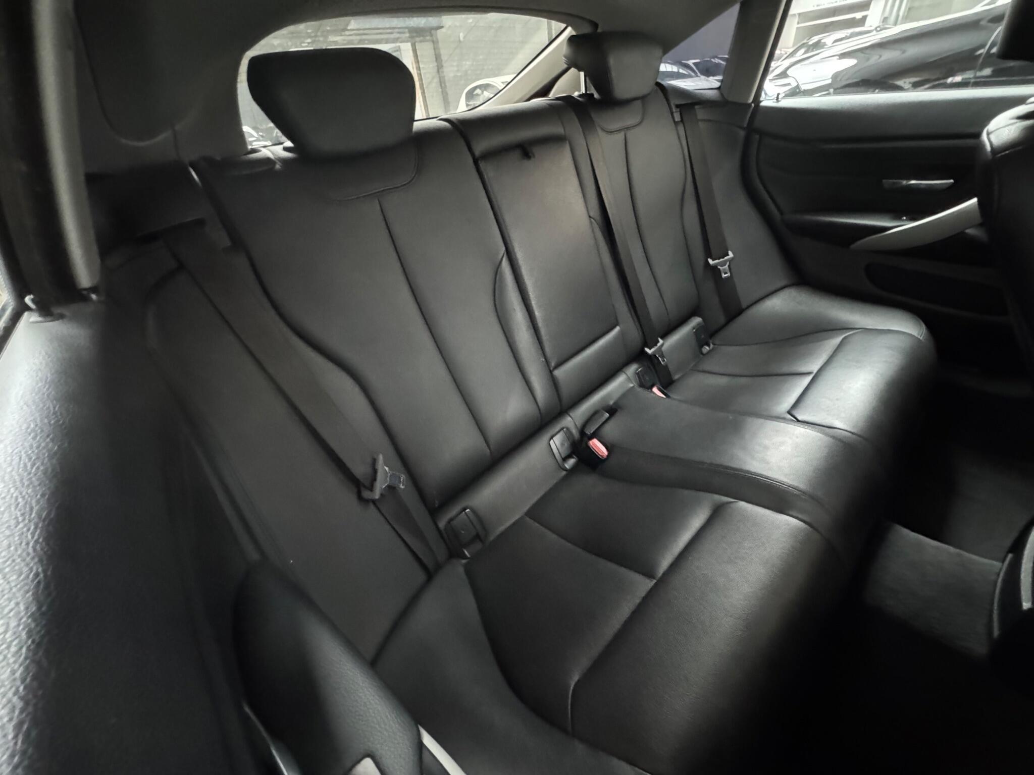 BMW 4 SERIES GRAN COUPE - Image 12