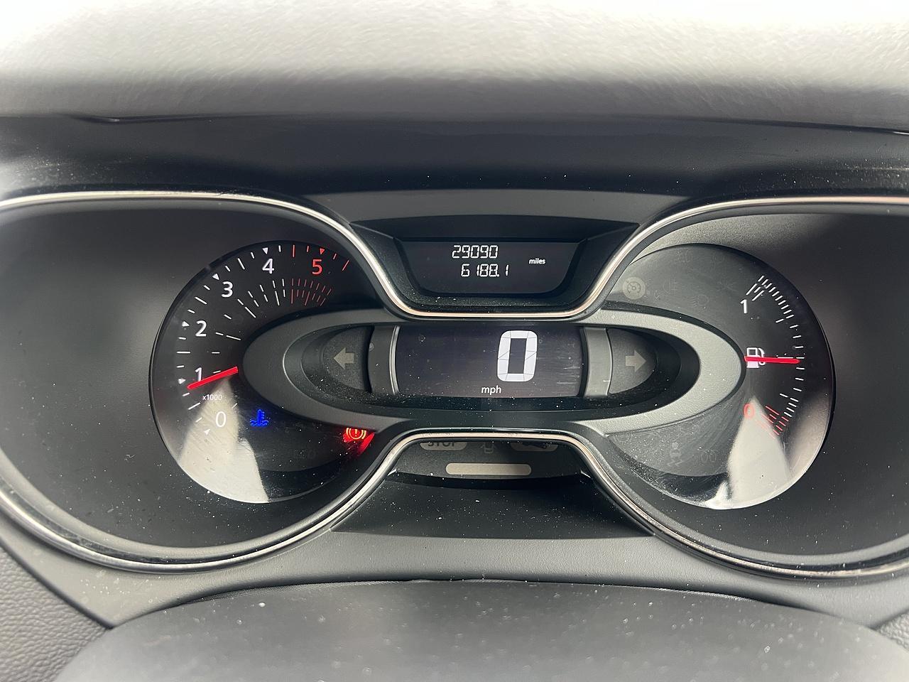 Renault Captur - Image 12