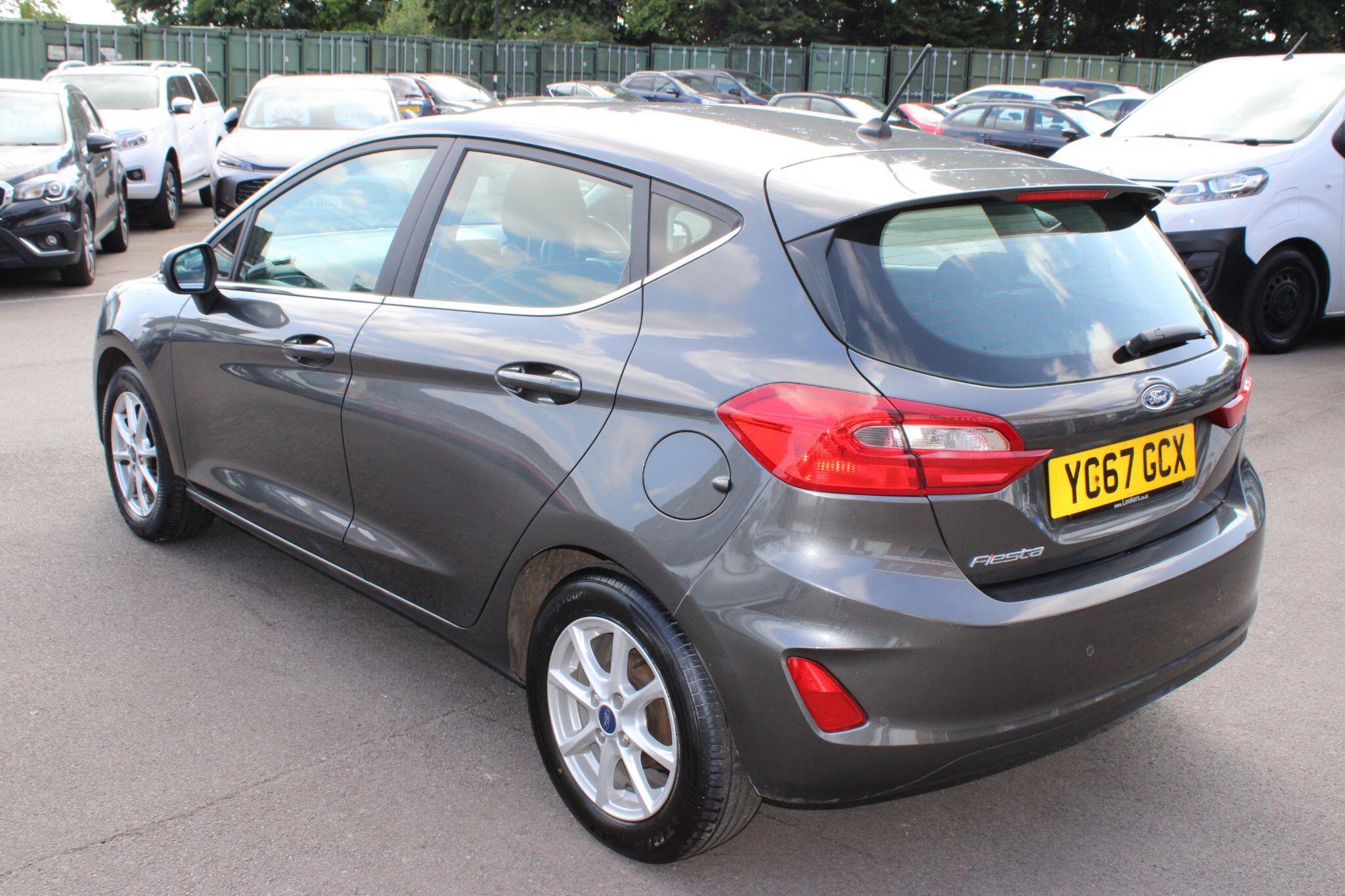 Ford Fiesta - Image 19