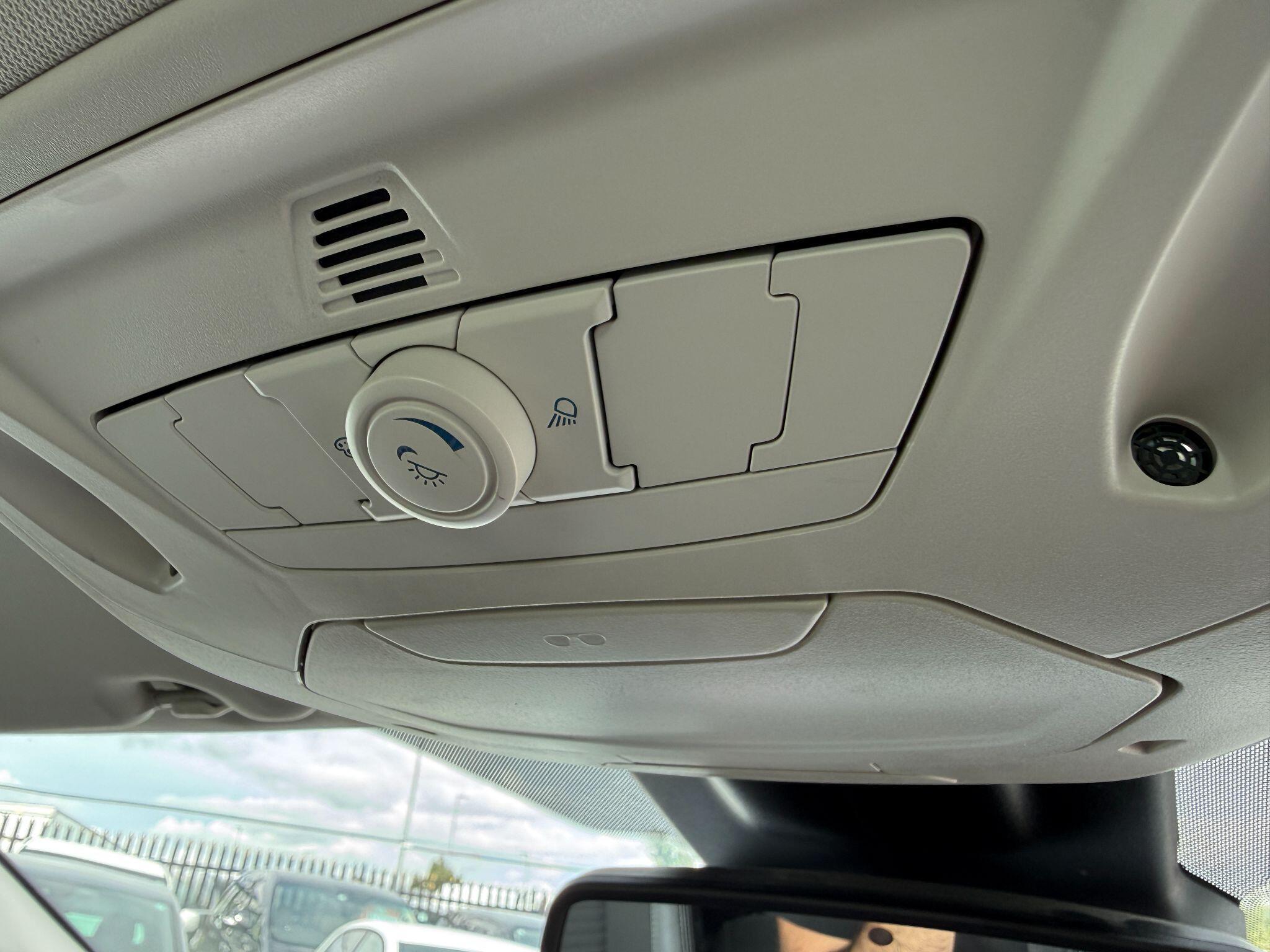 Ford Focus - Image 71