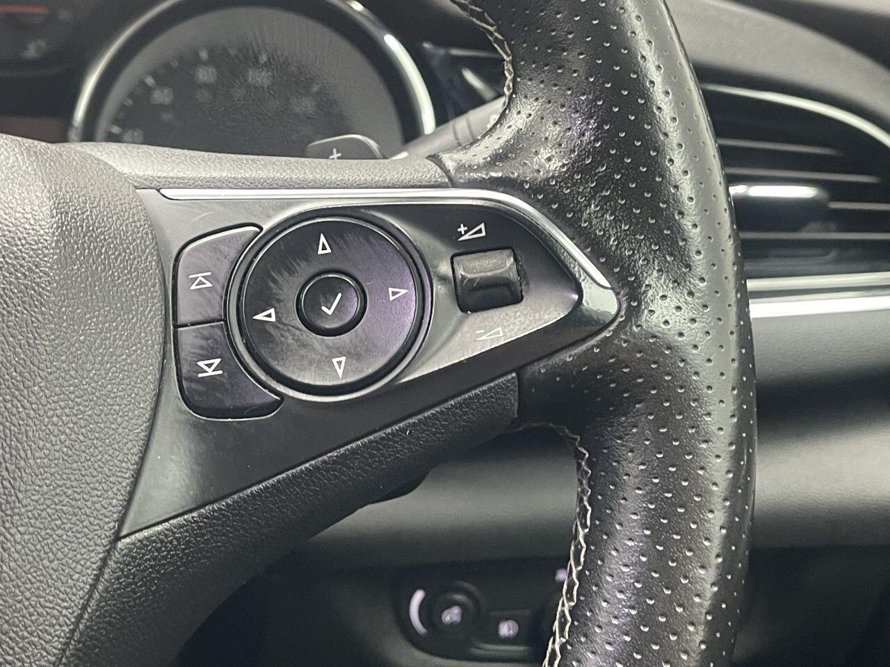 Vauxhall Insignia - Image 39