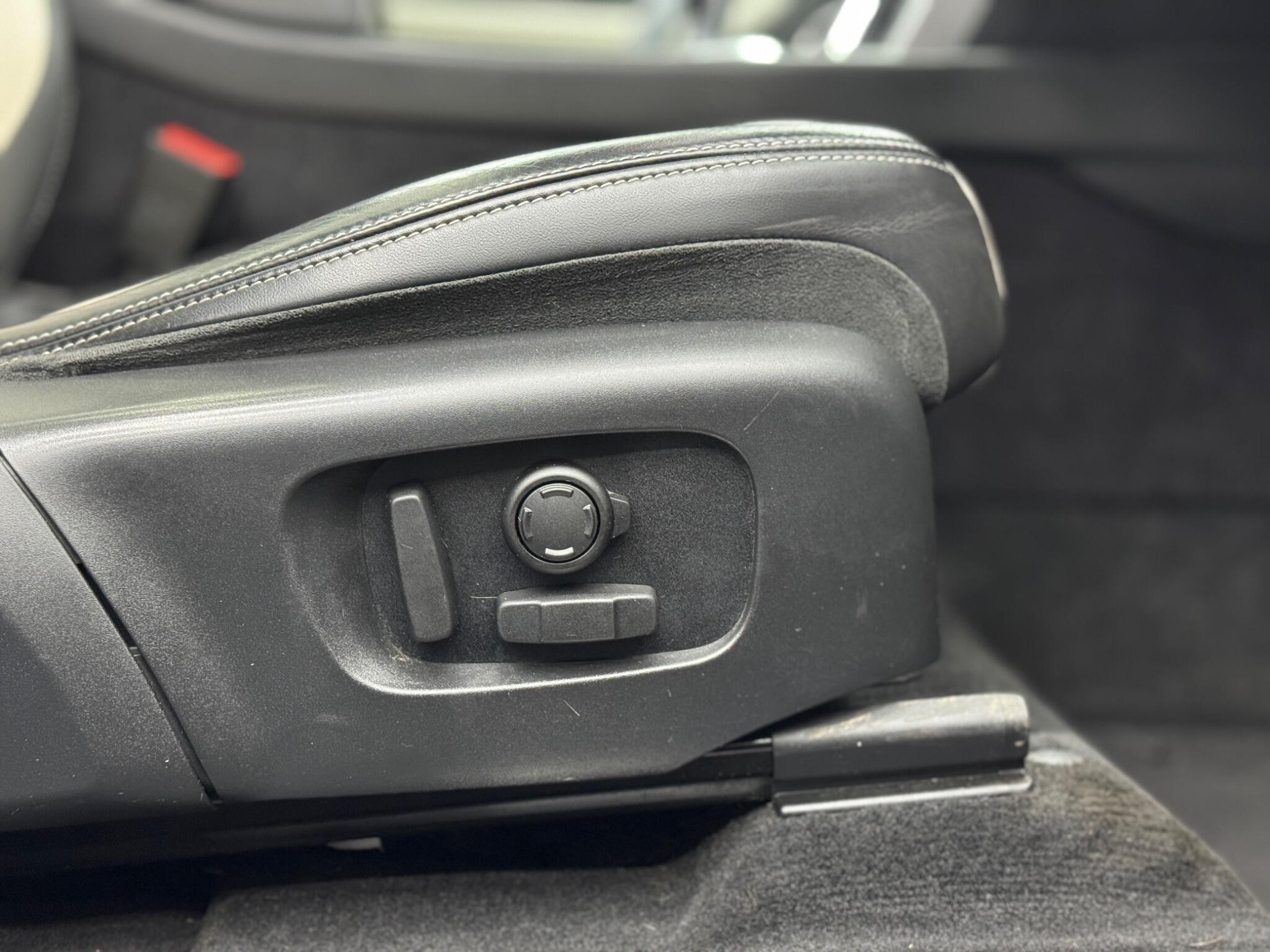 Land Rover DISCOVERY SPORT - Image 29