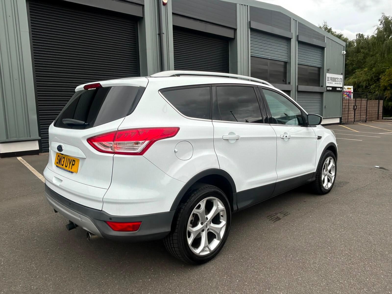 Ford Kuga - Image 11