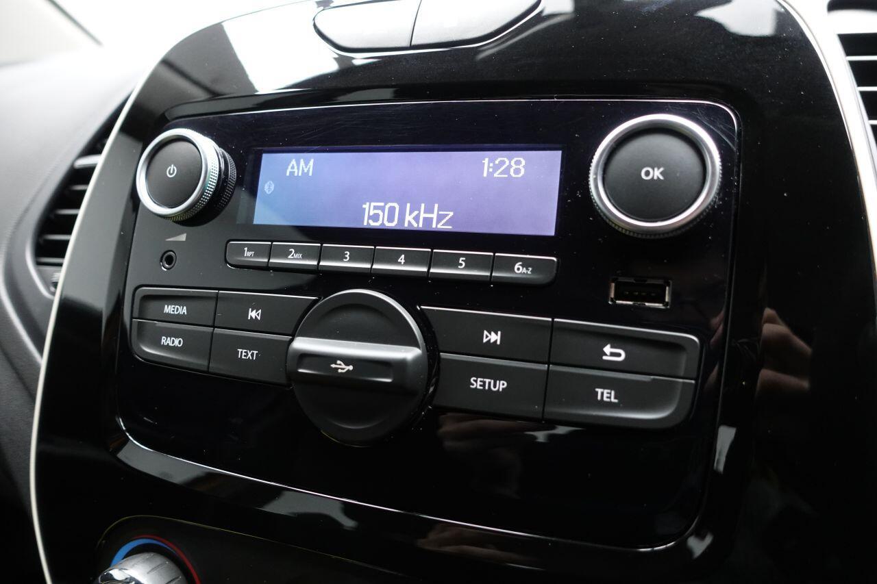 Renault Captur - Image 23