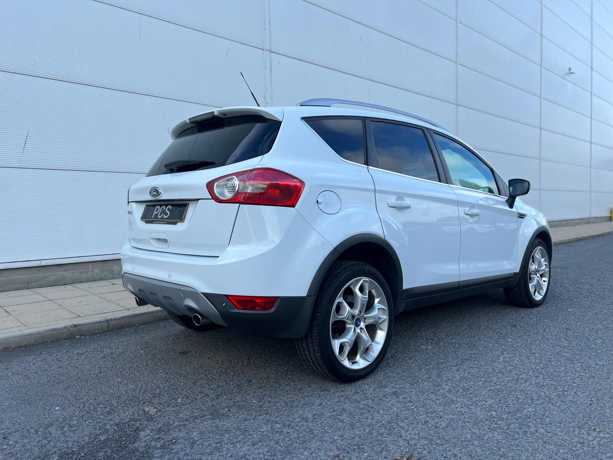 Ford Kuga - Image 33