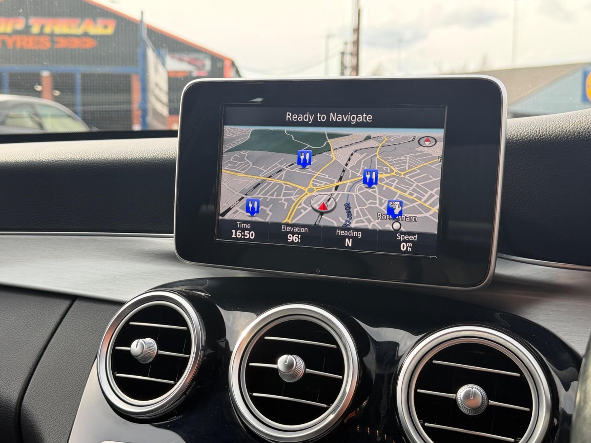 Mercedes C Class - Image 28