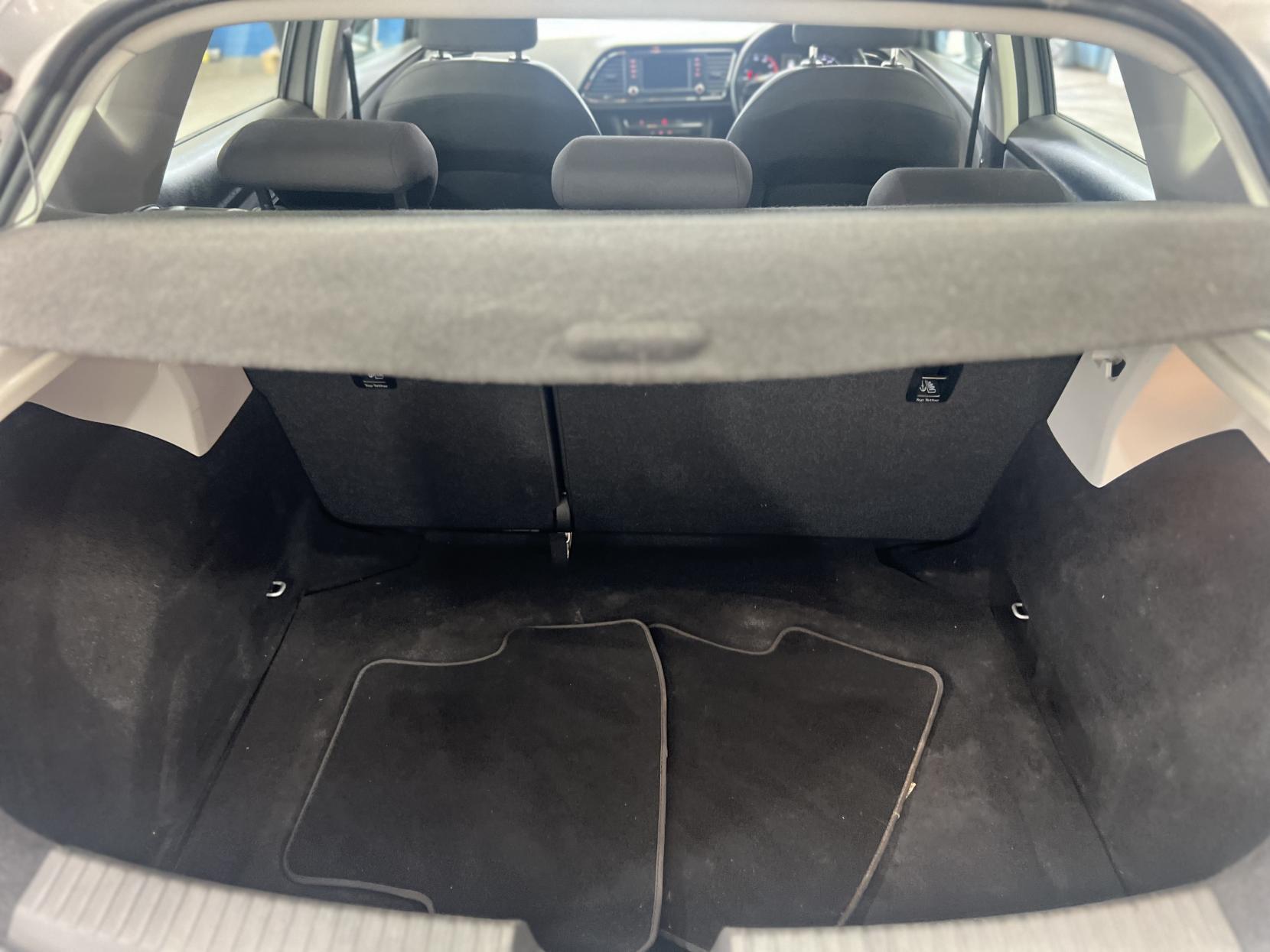 SEAT Leon - Image 19
