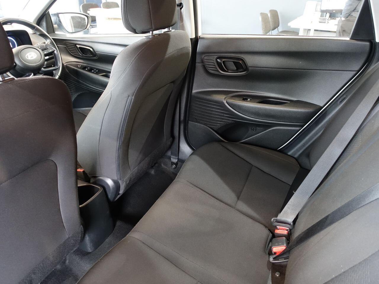 Hyundai i20 - Image 16