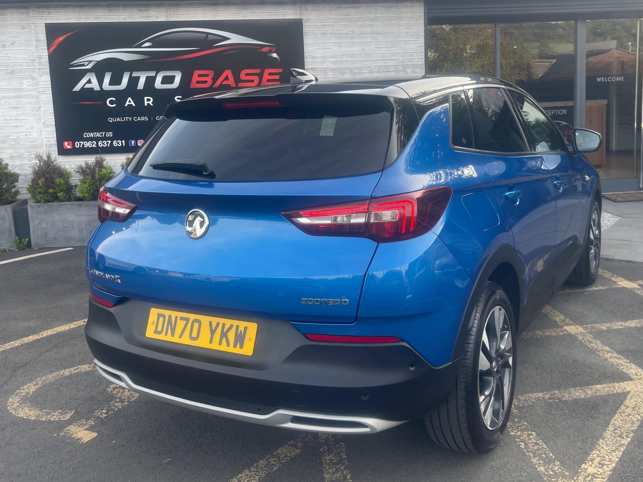 Vauxhall Grandland X - Image 14