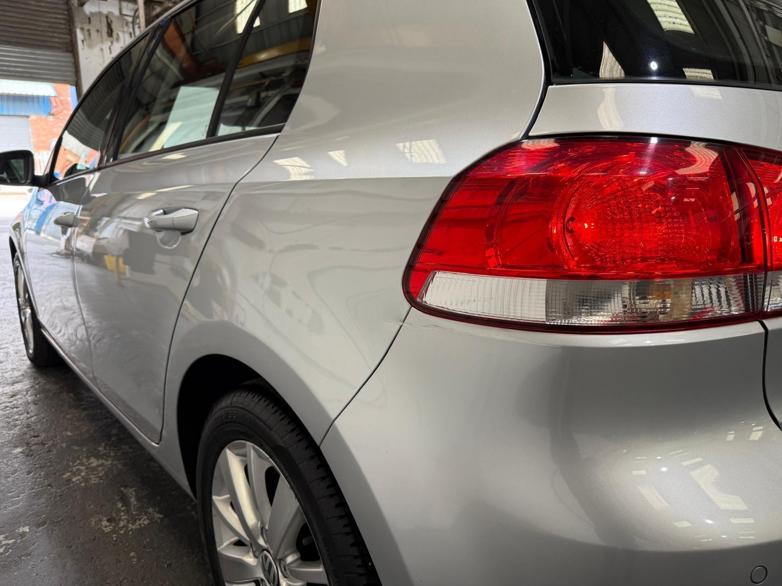 Volkswagen Golf - Image 13