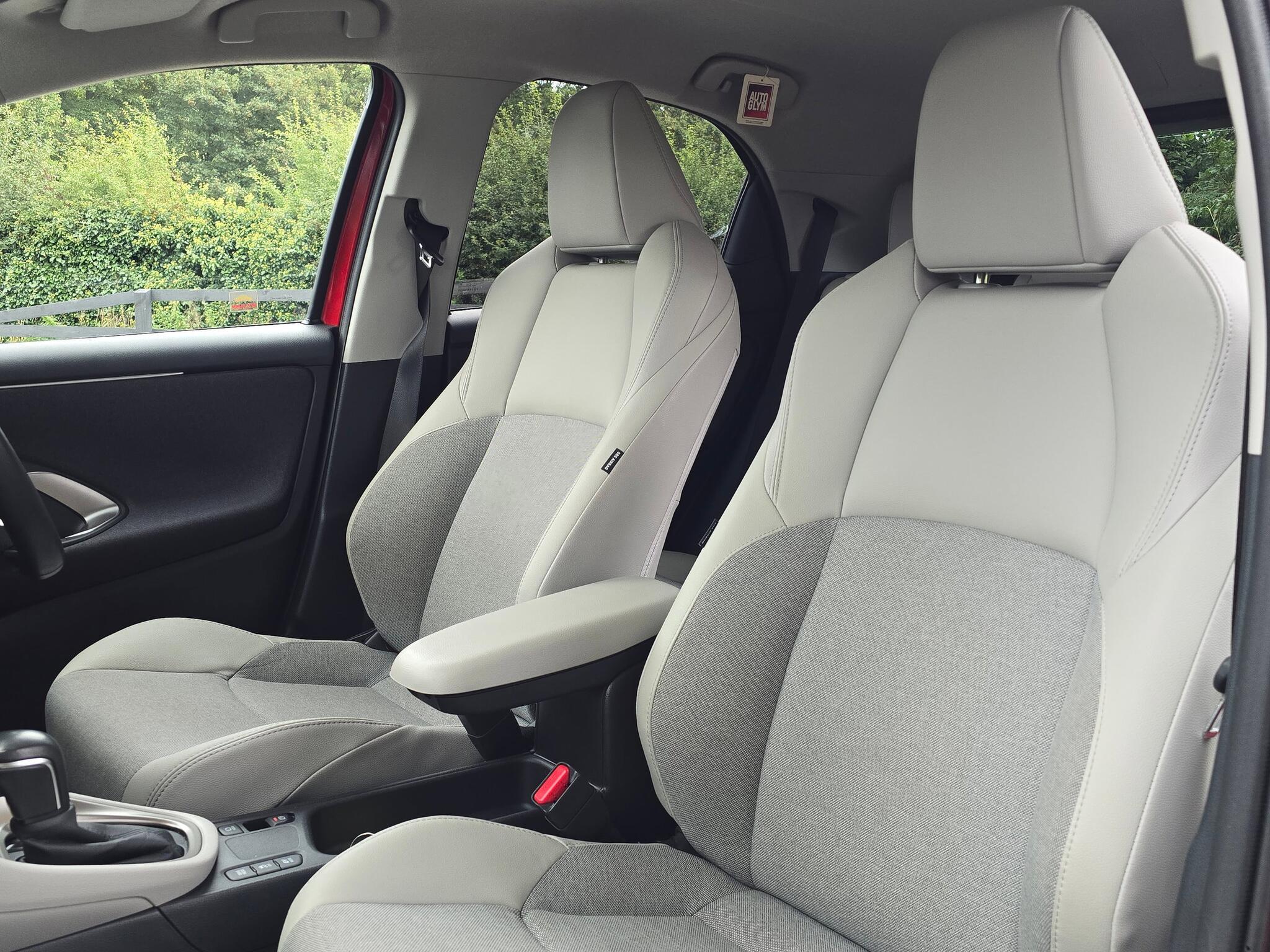 Toyota Yaris - Image 3