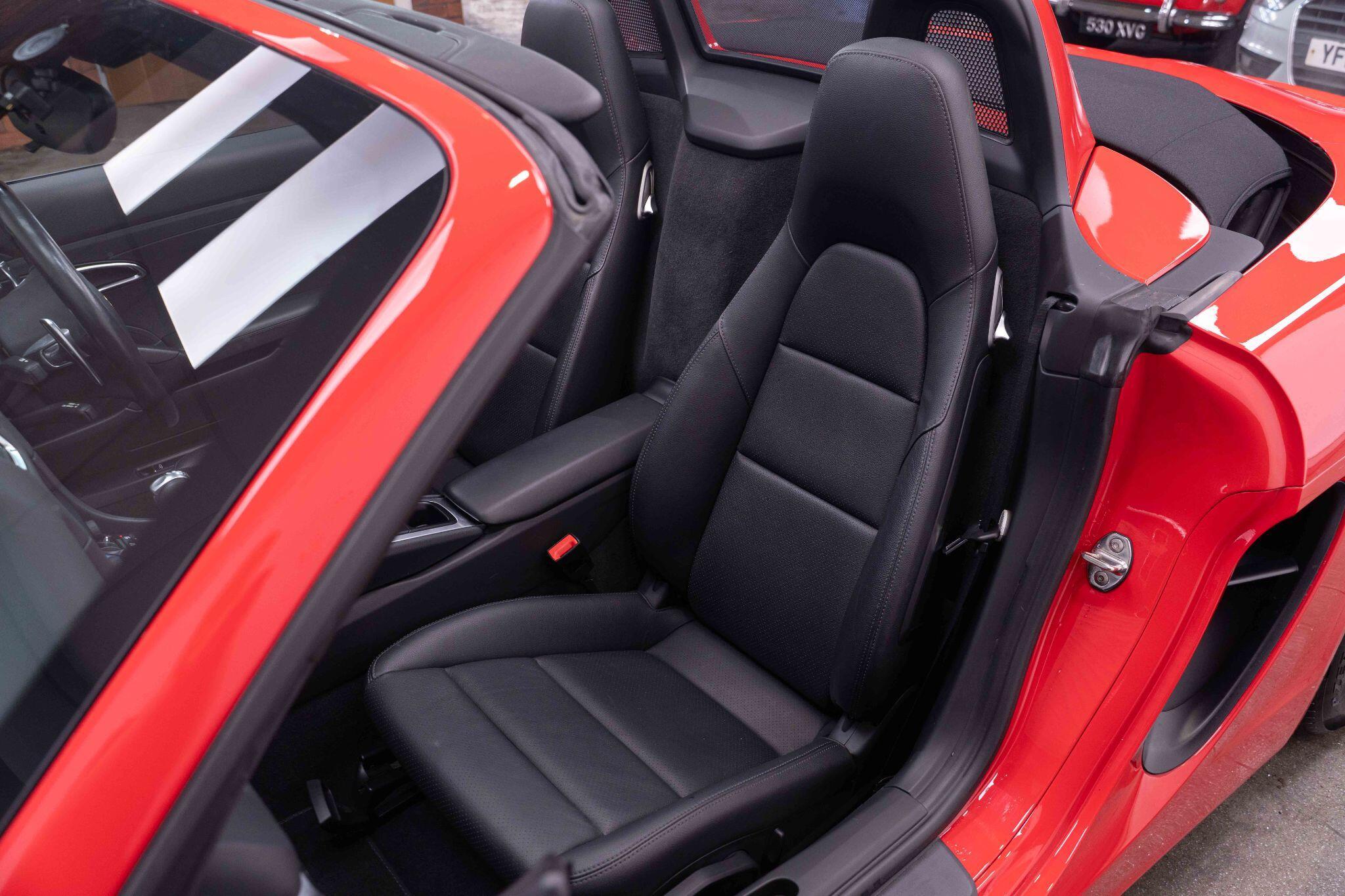 Porsche Boxster - Image 24