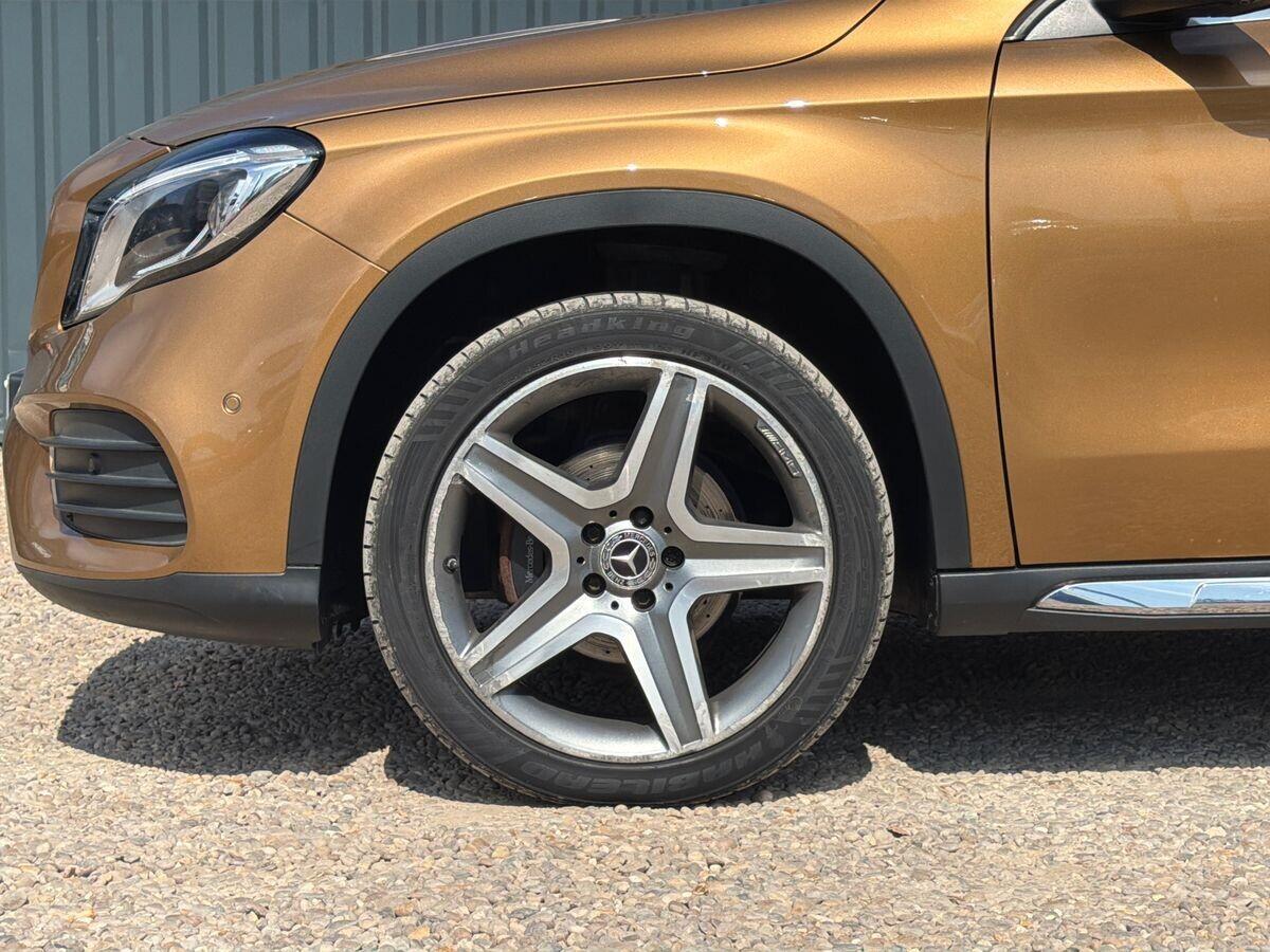 Mercedes GLA - Image 17