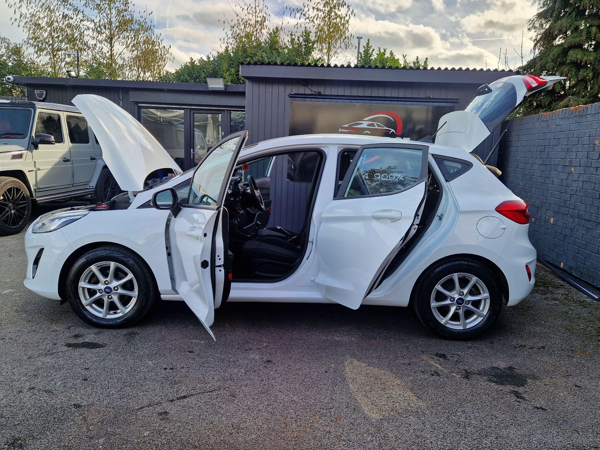 Ford Fiesta - Image 15