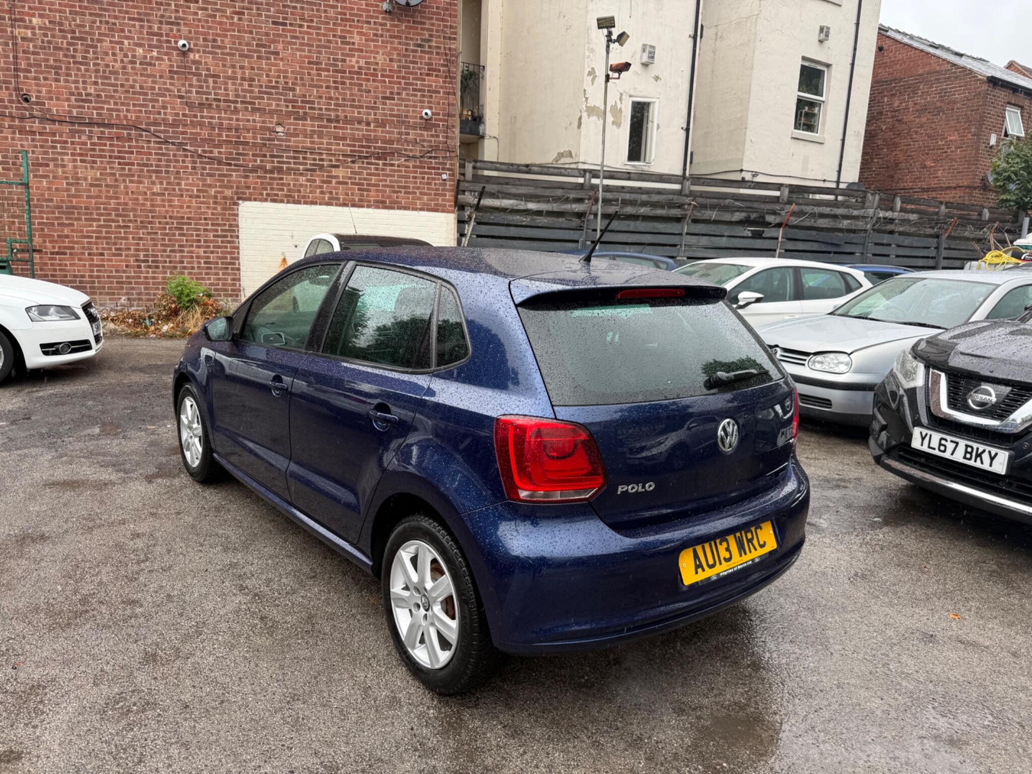 Volkswagen Polo - Image 5