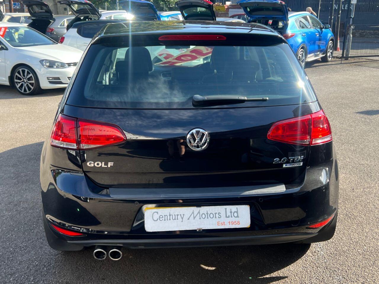 Volkswagen Golf - Image 14