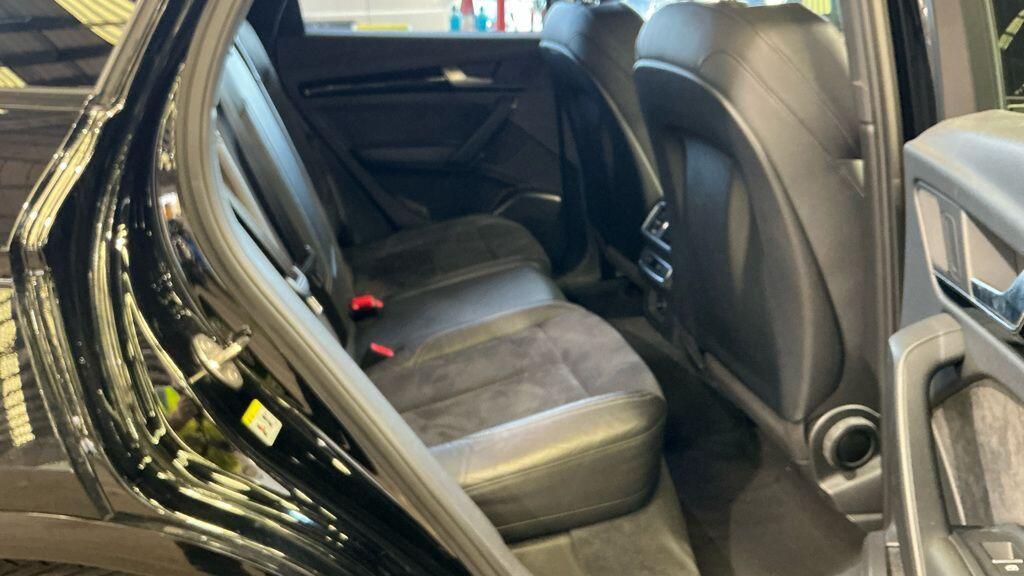 Audi Q5 - Image 9