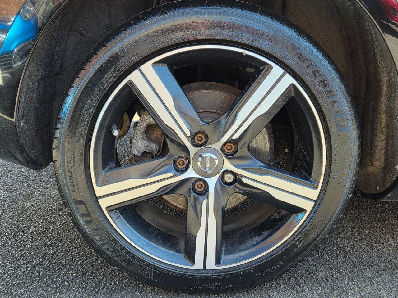 Volvo V40 - Image 38