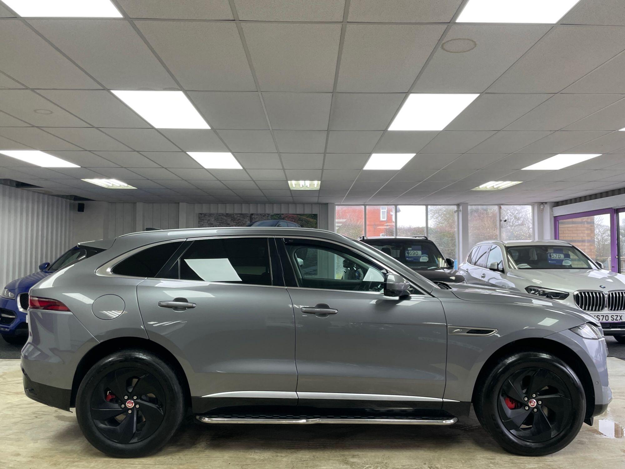 Jaguar F-Pace - Image 13